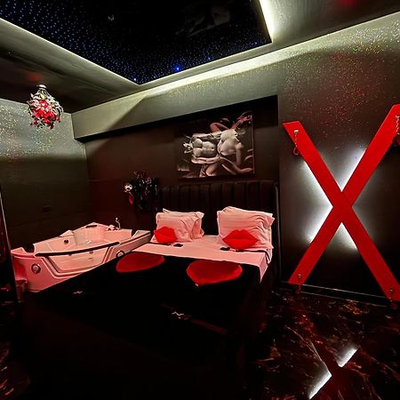 Romeo Nights - Love Rooms - Adults Only Bucharest Luaran gambar