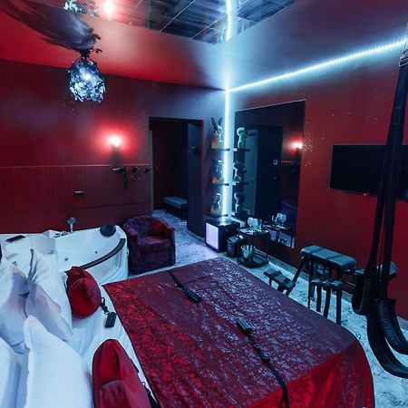 Romeo Nights - Love Rooms - Adults Only Bucharest Luaran gambar