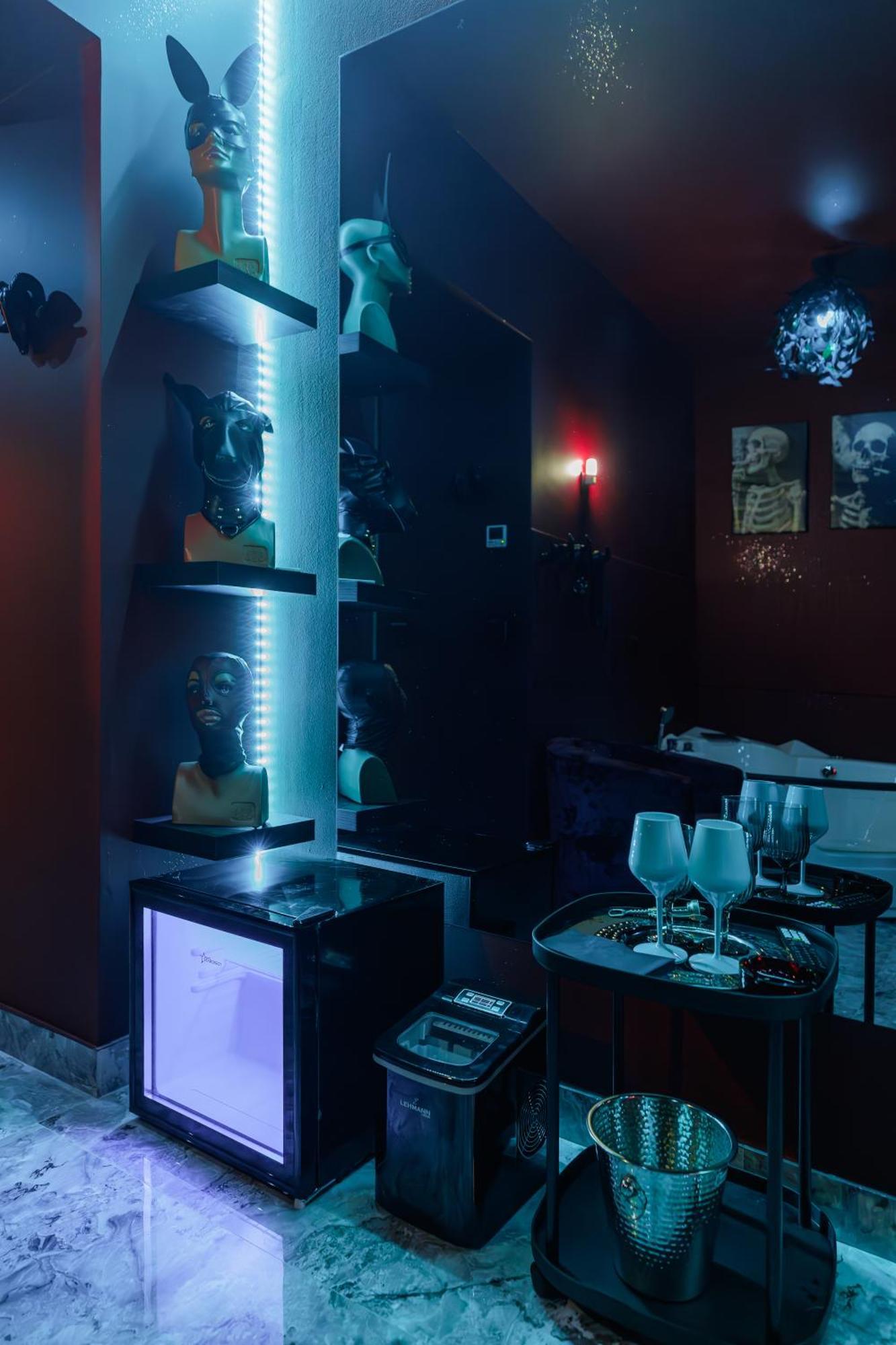 Romeo Nights - Love Rooms - Adults Only Bucharest Luaran gambar